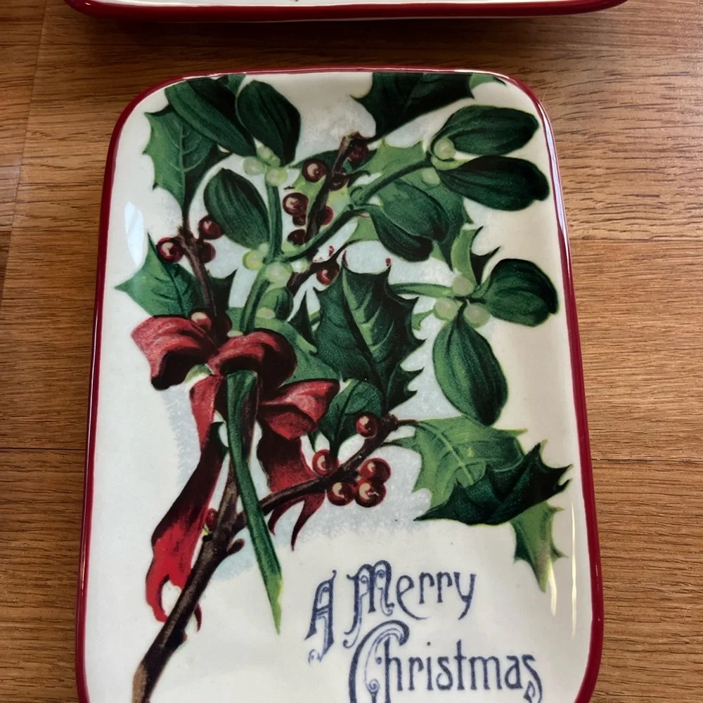 Williams Sonoma 2012 Vintage Christmas Postcard Plates Set Of 4 Holly 7×5 Tray
